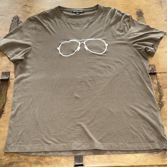 Men’s Michael Kors Brown Embroidered Aviator Graphic T-Shirt Size X-large - Picture 7 of 7